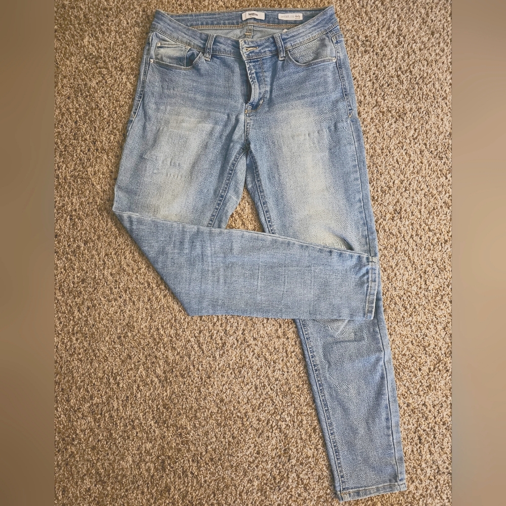 Kensie Jeans Effortless Ankle Mid Rise